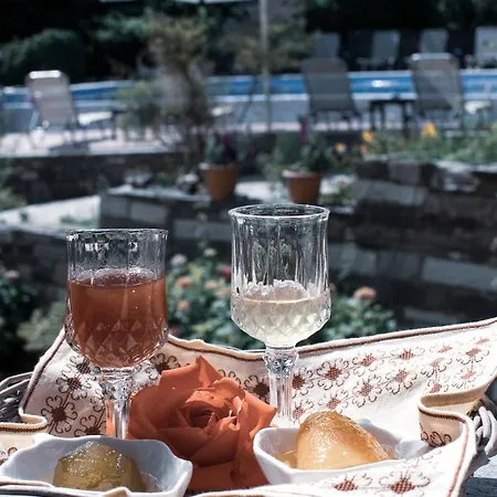 Amalthia Traditional