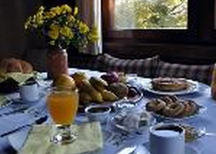 Amalthia Traditional